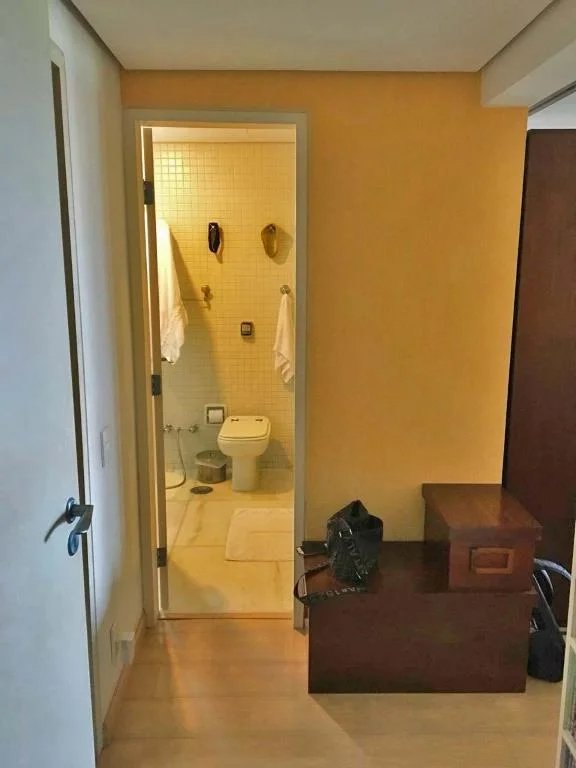Apartamento para alugar com 4 quartos, sendo 3 suítes, em Jardim Londrina, São Paulo, SP