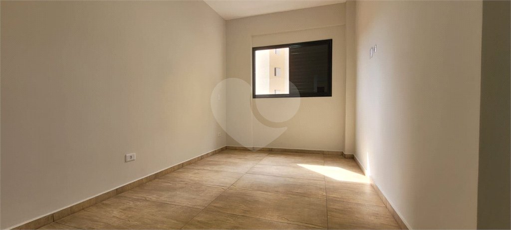 Apartamento para alugar com 2 quartos, sendo 1 suíte, em Jardim Carambeí, São Roque, SP