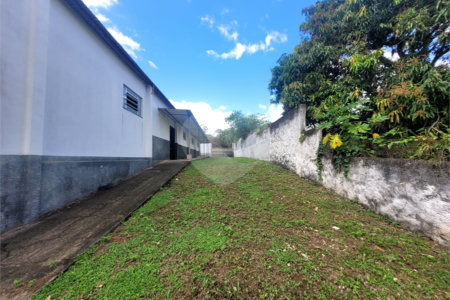 Terreno à venda com 3 suítes em Bazílio, Rio Bonito, RJ