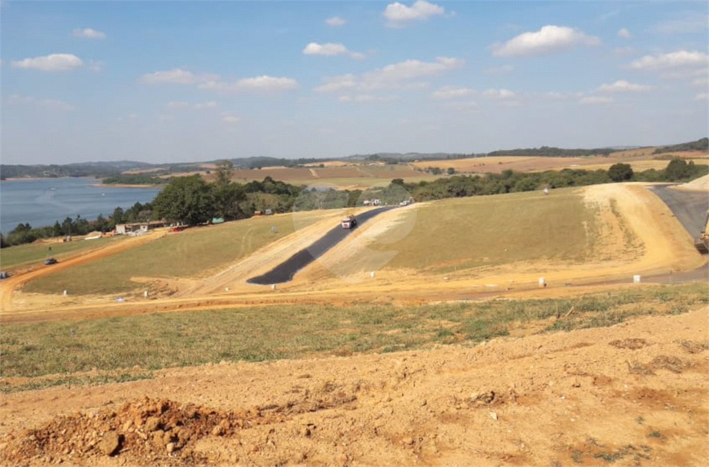 Terreno à venda no condomínio Le Portier Nautic Residence, Piedade - SP