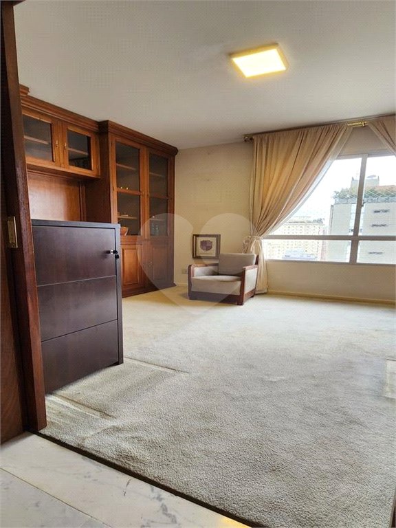 Apartamento à venda com 3 quartos, sendo 1 suíte, em Jardim Paulista, São Paulo, SP