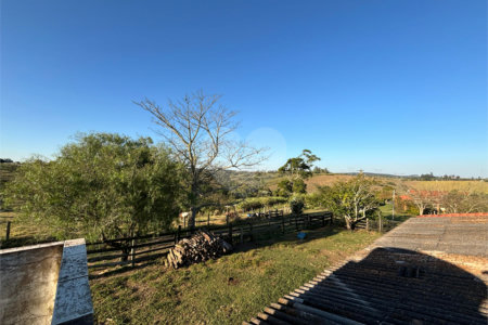 Sítio à venda com 3 quartos, sendo 1 suíte,  em Canta Galo, Itapetininga, SP