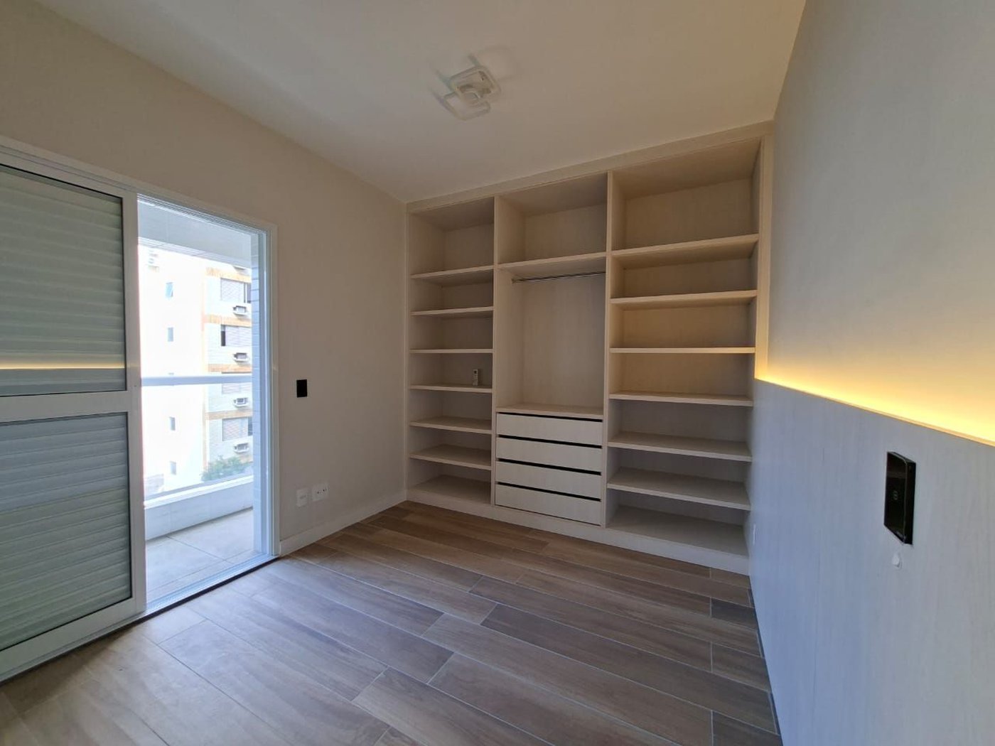 Apartamento com 2 dormitórios à venda, 82 m² por R$ 1.150.000,00 - Aparecida - Santos/SP