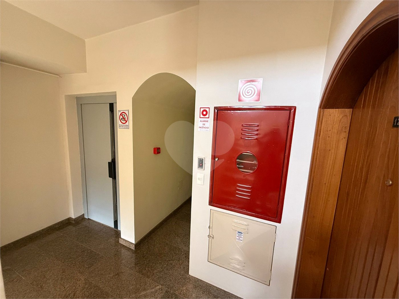 Apartamento à venda com 4 quartos, sendo 2 suítes, no Centro, Araraquara, SP