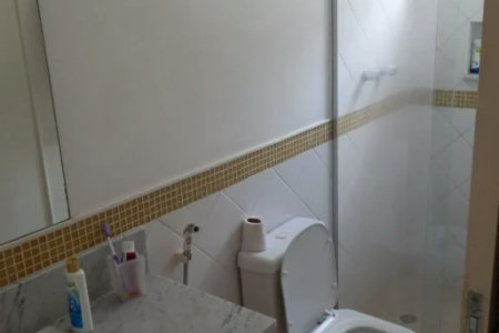 Sobrado à venda com 5 suítes em Jardim Londrina, São Paulo, SP