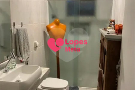 Casa à venda com 2 quartos no condomínio Portal da Serra, São José dos Campos - SP