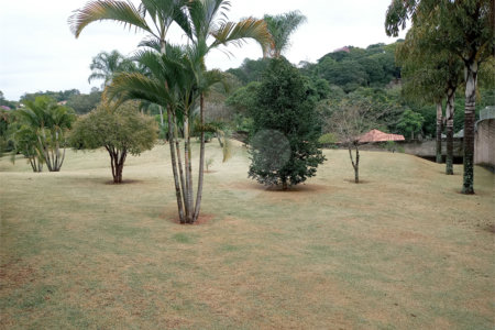 Casa à venda com 4 suítes no condomínio Estância Marambaia, Vinhedo - SP