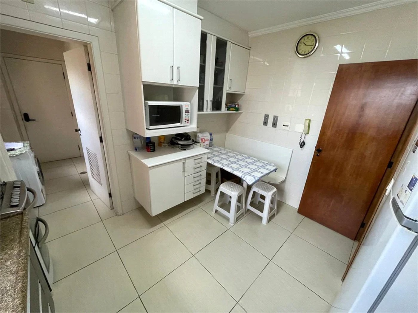 Apartamento à venda com 3 quartos, sendo 1 suíte, em Parque Bairro Morumbi, São Paulo, SP