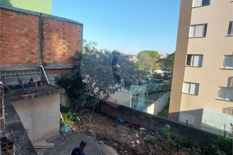 Sobrado à venda com 8 quartos no Brasilândia, São Paulo, SP