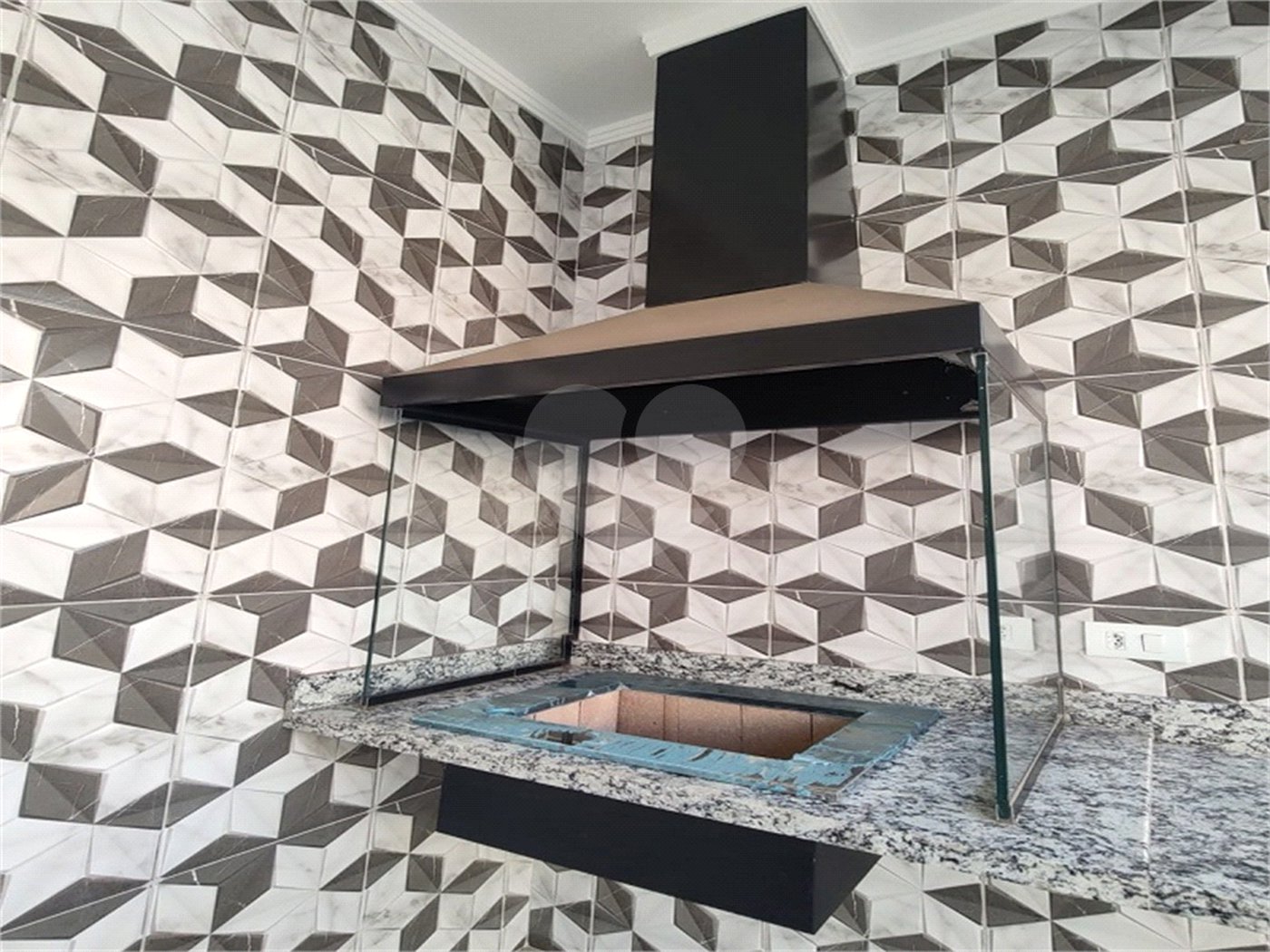 Casa à venda com 3 quartos, sendo 1 suíte,  no condomínio Atibaia Park 1, Atibaia - SP