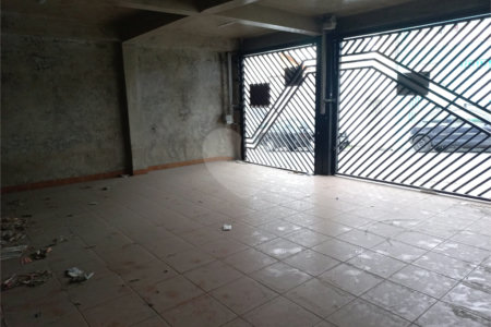 Sobrado à venda com 3 quartos, sendo 2 suítes, em Parada Inglesa, São Paulo, SP