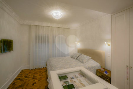 Apartamento à venda com 3 quartos, sendo 1 suíte, em Higienópolis, São Paulo, SP