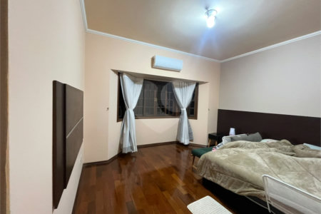 Casa à venda com 3 quartos, sendo 1 suíte, em Parque Santa Marta, São Carlos, SP