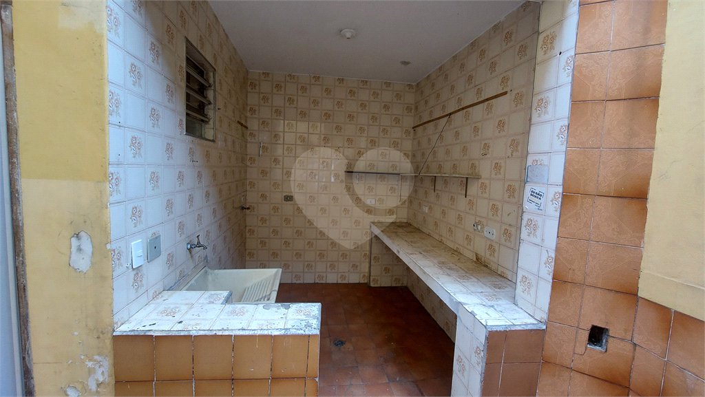 Sobrado à venda com 4 quartos, sendo 1 suíte,  em Vila Guarani (z Sul), São Paulo, SP