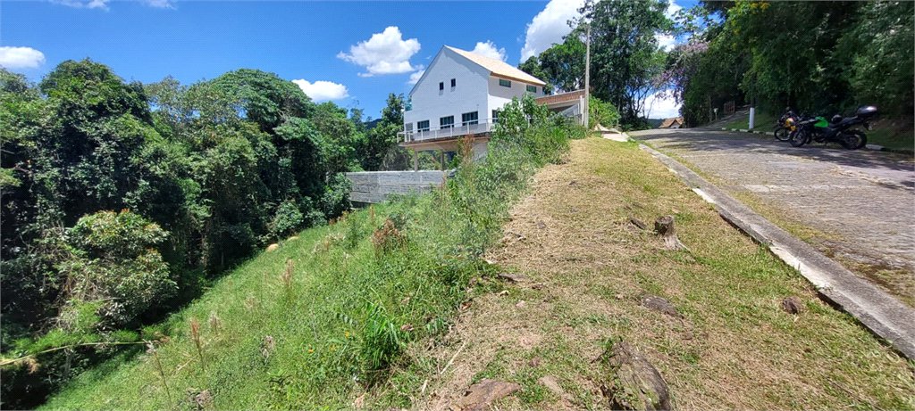 Terreno à venda no condomínio Parque Suiça, Caieiras - SP