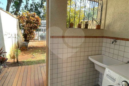 Casa à venda com 3 suítes em Santo Amaro, São Paulo, SP