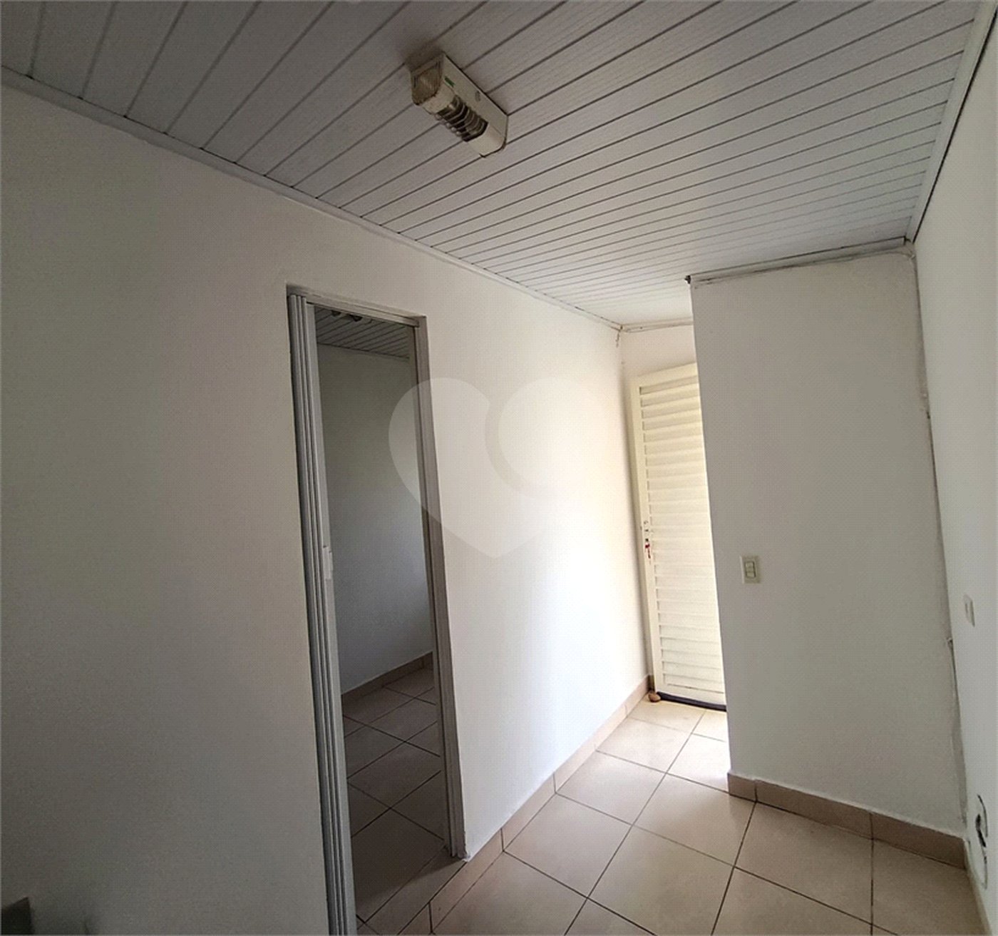 Casa para alugar com 1 quarto no condomínio Cond R Claudio Rodrigues Lopes, São Paulo - SP