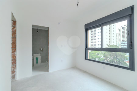 Apartamento à venda com 3 suítes em Brooklin, São Paulo, SP