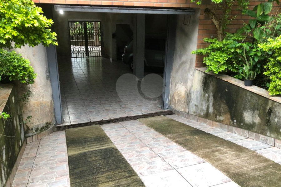Sobrado à venda com 5 quartos, sendo 2 suítes, em Vila Maria Alta, São Paulo, SP