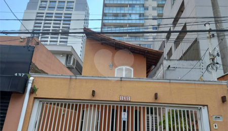 Casa para alugar com 4 quartos, sendo 1 suíte,  em Chácara Santo Antônio, São Paulo, SP