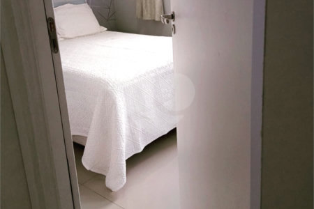 Apartamento à venda com 2 quartos em Jardim do Lago, São Paulo, SP