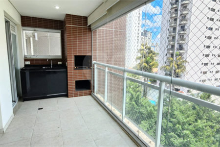 Apartamento à venda com 3 quartos, sendo 1 suíte, em Água Branca, São Paulo, SP