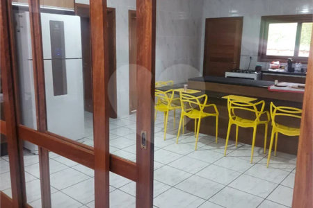Casa à venda com 4 suítes no condomínio Parque dos Resedas, Itupeva - SP