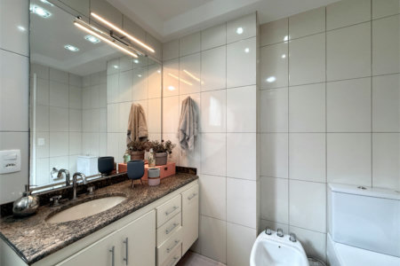Apartamento à venda com 3 suítes em Campo Belo, São Paulo, SP