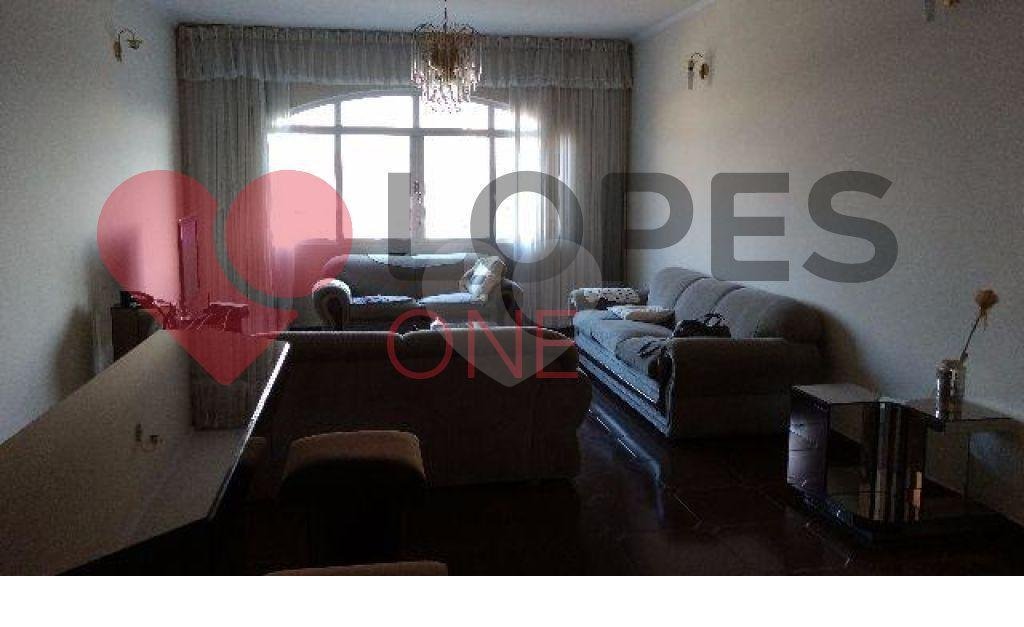 Casa à venda com 3 quartos, sendo 1 suíte, em Vila Gustavo, São Paulo, SP