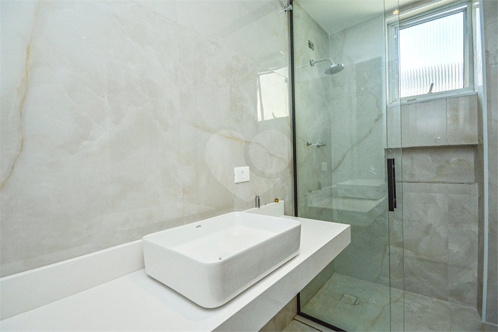 Amplo apartamento na Bela Vista com 177 m²