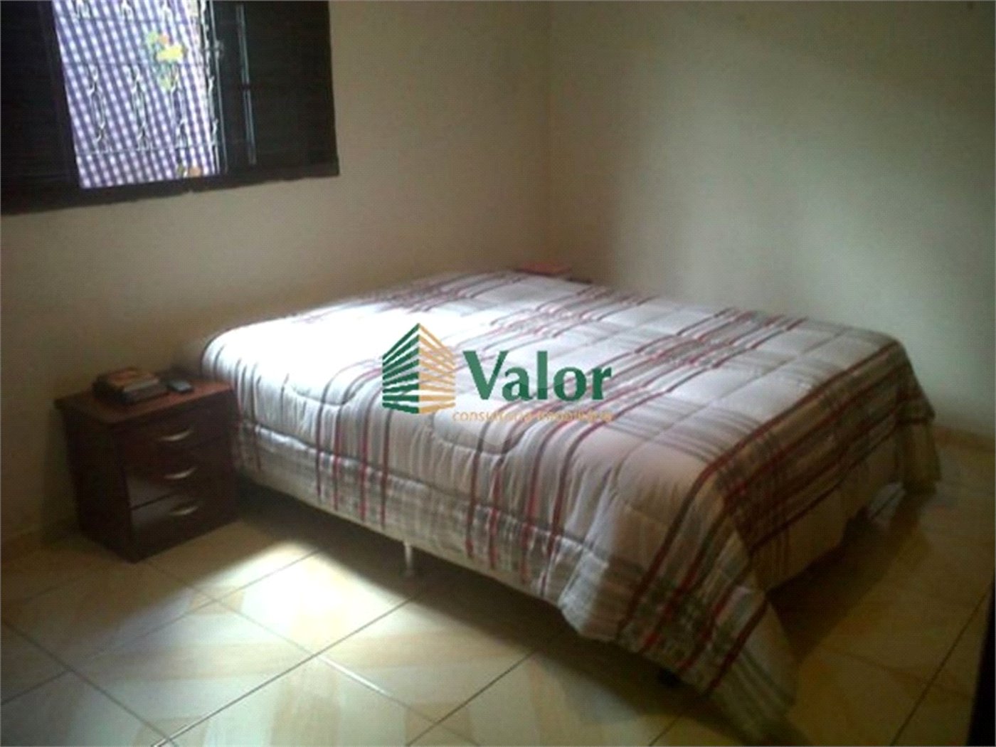 Casa térrea à venda no Jardim Tangará
