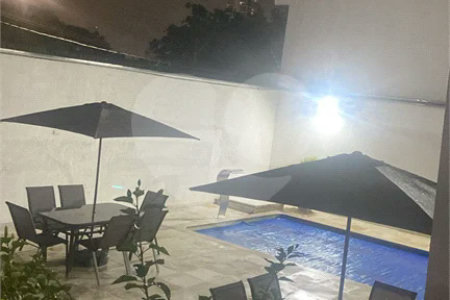Sobrado na Vila Bertioga Mooca em condominio fechado à venda com 3 quartos, 3 suites, 4 vagas