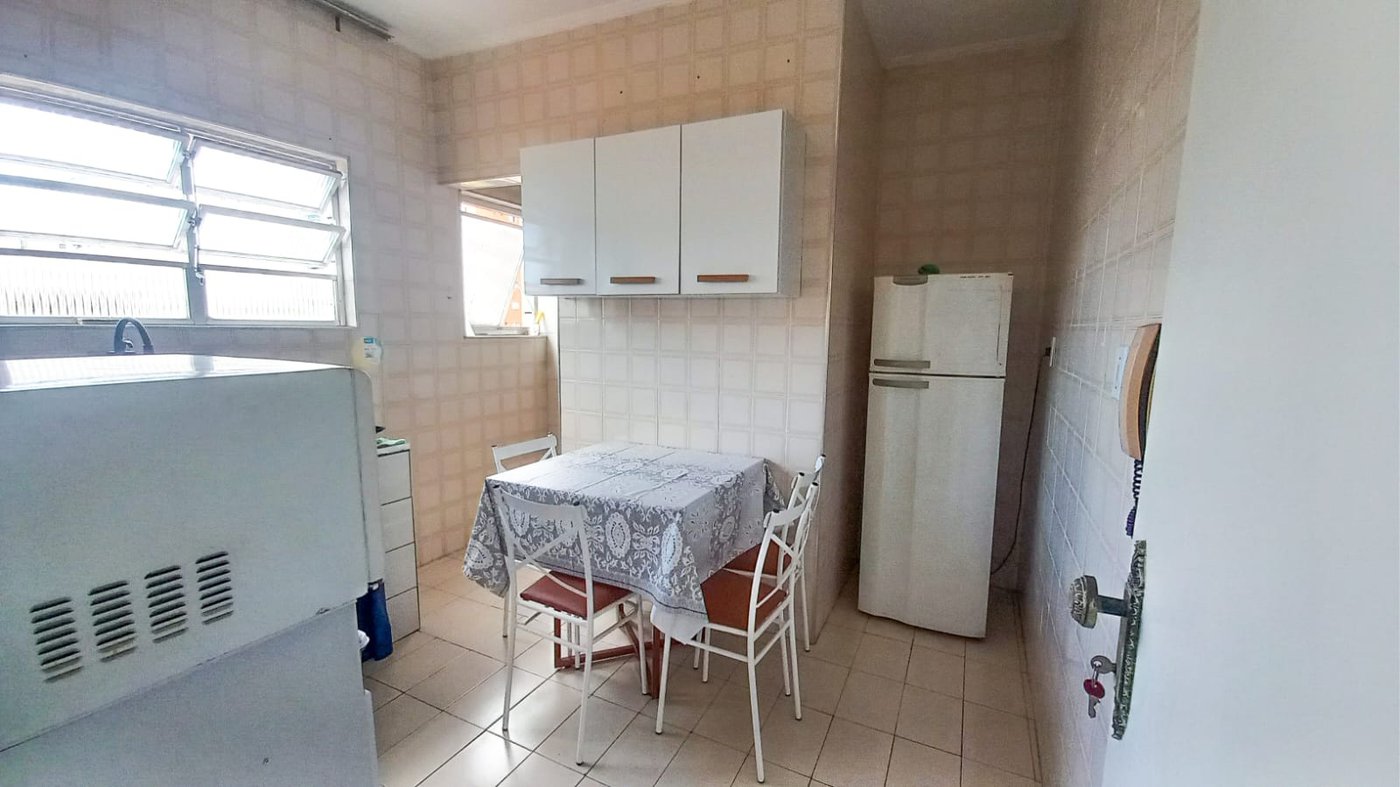 🏖️ Apartamento à Venda – Ocian, Praia Grande – 1 Dormitório a 400m da Praia!