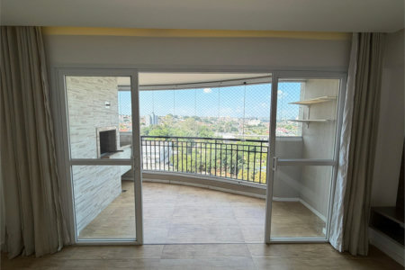 Apartamento à venda com 3 quartos, sendo 1 suíte, em Jardim Aeroporto, São Paulo, SP