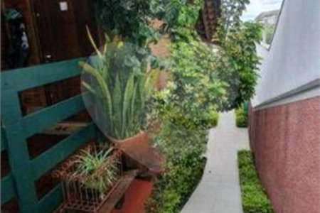 Casa à venda com 3 quartos, sendo 1 suíte, no condomínio Terras de São Francisco, Vinhedo - SP