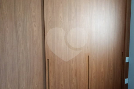 Apartamento à venda com 3 quartos, sendo 1 suíte,  em Parque Campolim, Sorocaba, SP