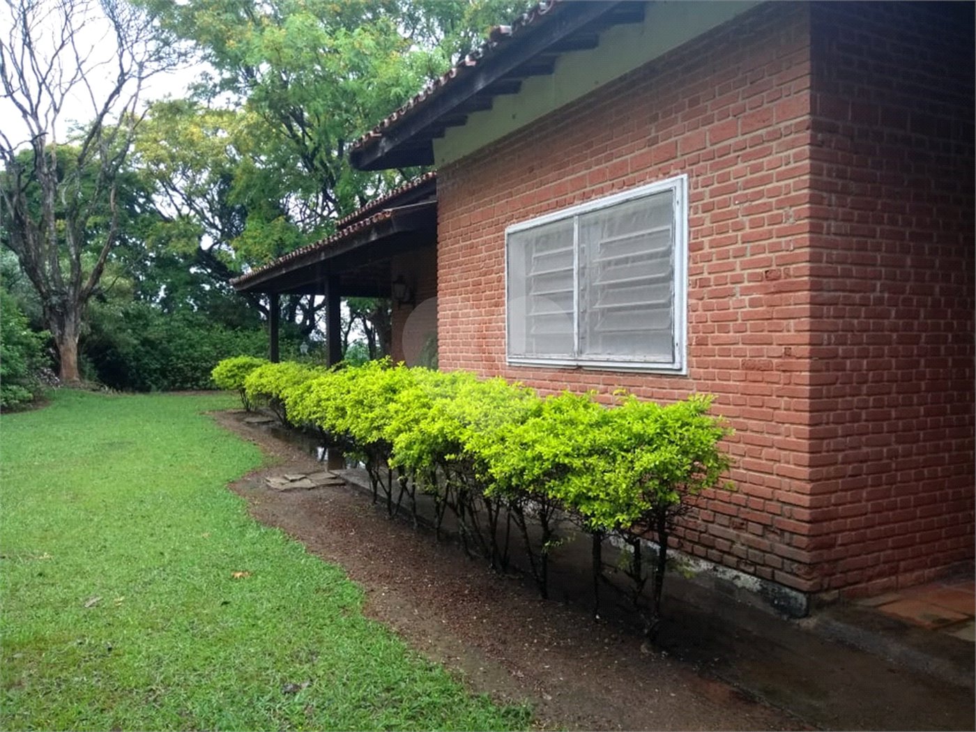 Sítio à venda com 5 suítes no Centro, Araçoiaba da Serra, SP