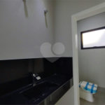 Casa à venda com 3 suítes no condomínio Vita Verdi, Valinhos - SP