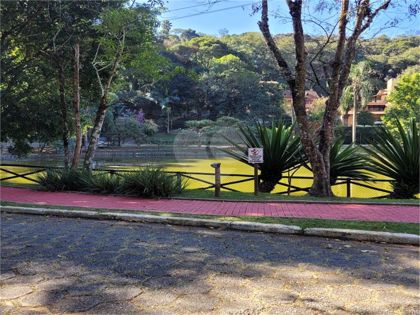 Terreno à venda no condomínio Parque Imperial da Cantareira, Mairiporã - SP