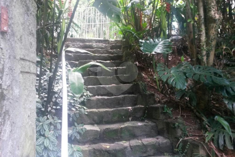 Casa Térrea à venda com 4 quartos, sendo 2 suítes, em Serra da Cantareira, São Paulo, SP