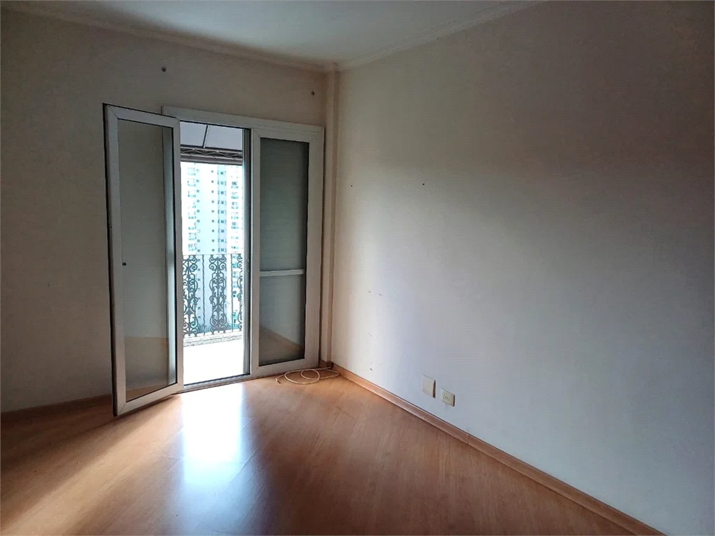 Apartamento à venda com 3 quartos, sendo 1 suíte,  em Brooklin Paulista, São Paulo, SP