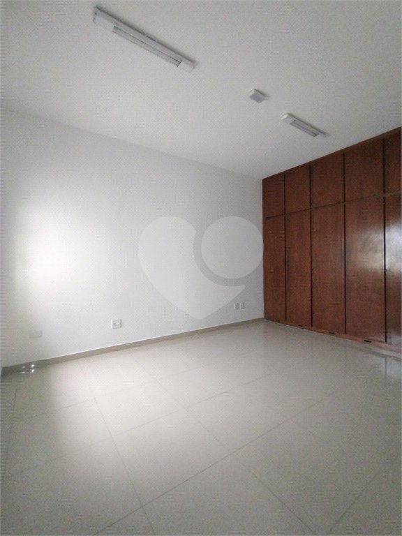 Casa Térrea à venda com 3 quartos no Centro, Mogi das Cruzes, SP