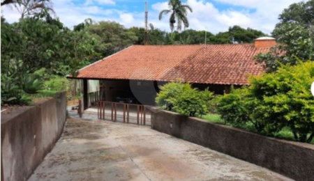 Chácara à venda com 3 quartos em Chácaras Polozzi, Louveira, SP