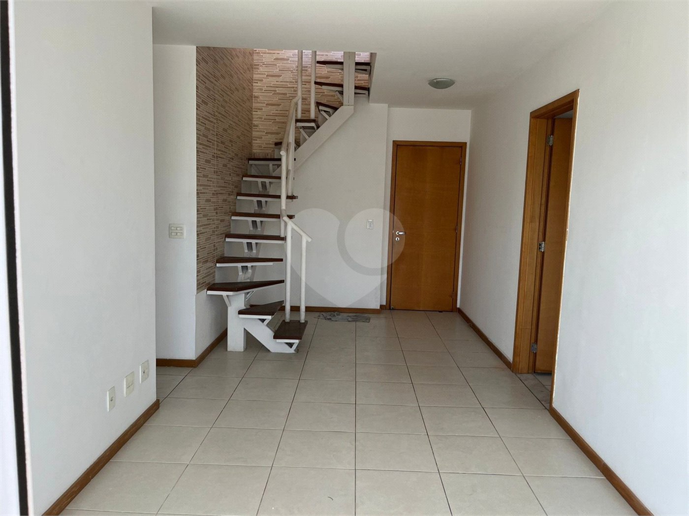 Cobertura à venda com 2 quartos, sendo 1 suíte, em Recreio dos Bandeirantes, Rio de Janeiro, RJ
