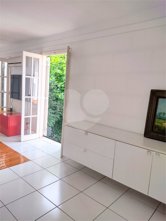 Sobrado à venda com 3 quartos, sendo 1 suíte, em Jardim São Paulo(zona Norte), São Paulo, SP