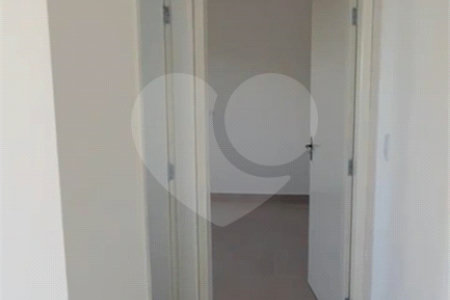 Casa à venda com 2 quartos em Chácara Holiday, Itaquaquecetuba, SP