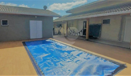 Casa à venda com 5 quartos, sendo 1 suíte,  em Jardim Shangri-lá, Atibaia, SP