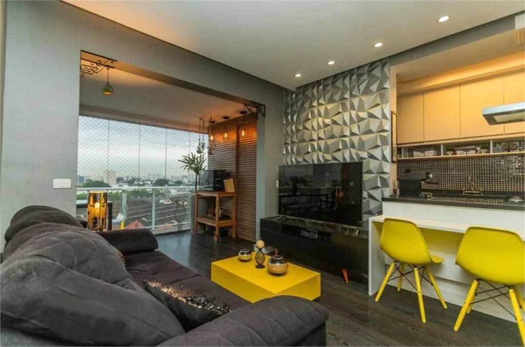Apartamento à venda com 3 quartos, sendo 1 suíte, em Vila Anastácio, São Paulo, SP