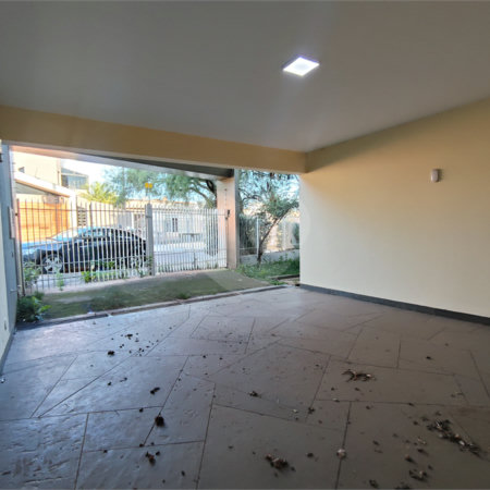 Casa à venda ou para alugar com 5 quartos, sendo 3 suítes, em Vila Maria, Itapetininga, SP