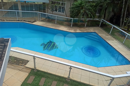 Casa à venda ou para alugar com 6 quartos, sendo 4 suítes, em Jardim Itaperi, Atibaia, SP